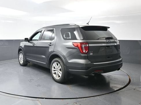 Used 2018 Ford Explorer XLT w/ Equipment Group 202A AWD/4WD image 10