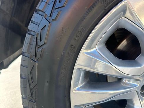 Used 2015 RAM 1500 Laramie Longhorn image 33