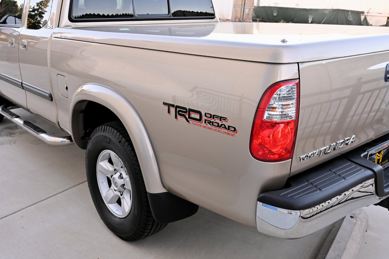 Used 2006 Toyota Tundra SR5 w/ TRD Off-Road Pkg AWD/4WD image 32