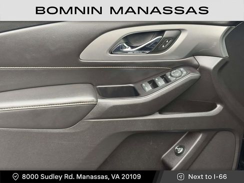 Used 2019 Chevrolet Traverse LT image 14
