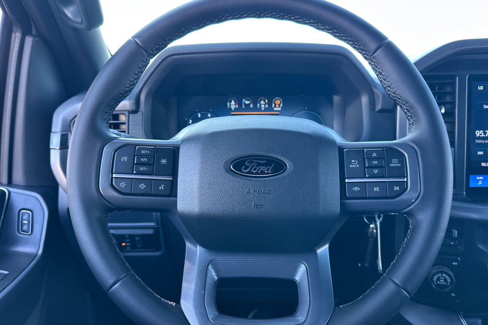 Used 2025 Ford F150 XLT w/ Equipment Group 301A Standard AWD/4WD image 20