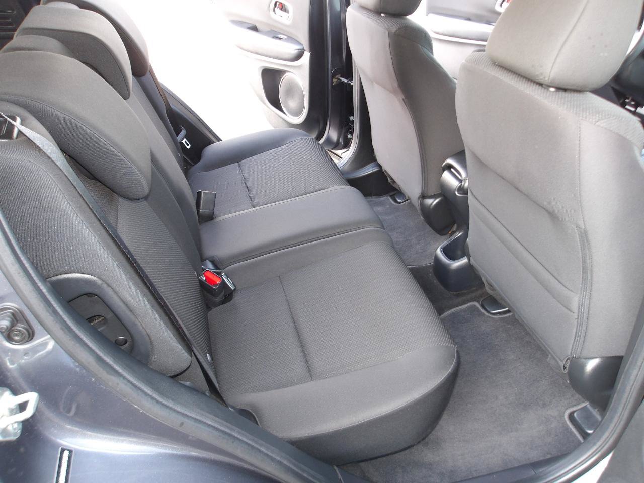 Used 2017 Honda HR-V EX image 12