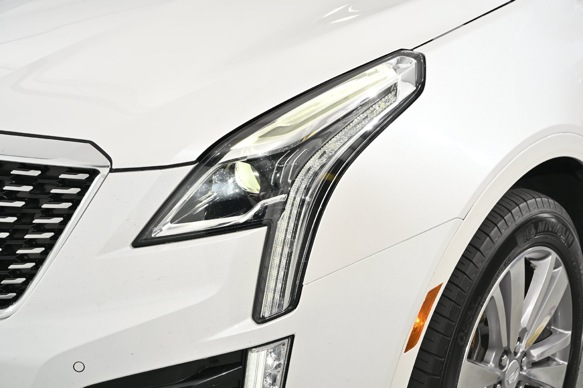 Used 2024 Cadillac XT5 Premium Luxury AWD/4WD image 9