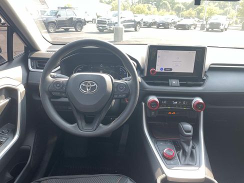 Used 2025 Toyota RAV4 XLE w/ Convenience Package AWD/4WD image 14