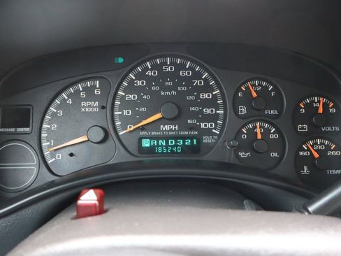 Used 2000 Chevrolet Silverado 1500 LS image 31