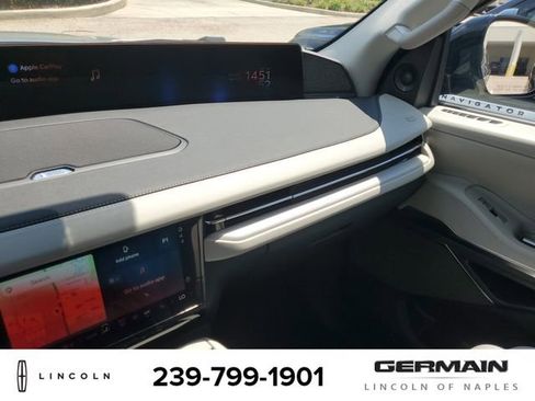 New 2026 Lincoln Navigator L Reserve AWD/4WD image 33