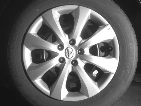 Used 2025 Toyota Corolla LE FWD image 17