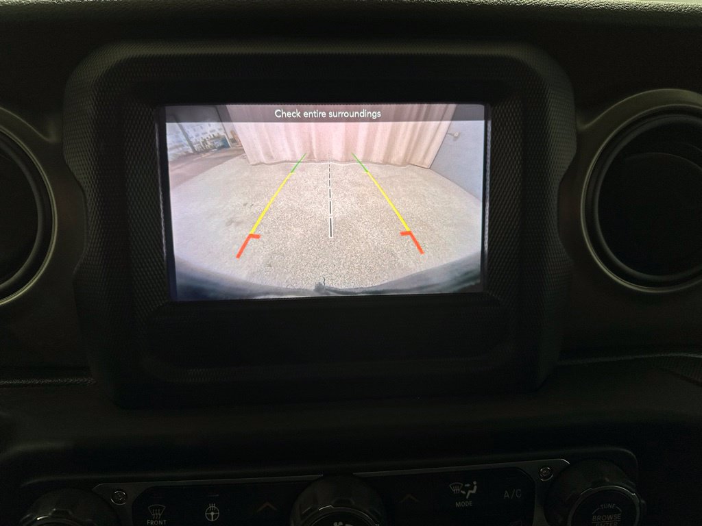 Used 2018 Jeep Wrangler Unlimited Sport S AWD/4WD image 11