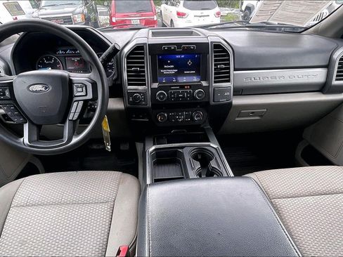 Used 2022 Ford F250 XLT w/ FX4 Off-Road Package AWD/4WD image 16