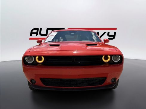 Used 2023 Dodge Challenger SXT w/ Blacktop Package AWD/4WD image 4
