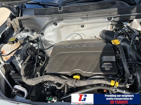 Used 2025 Buick Envista Sport Touring image 11