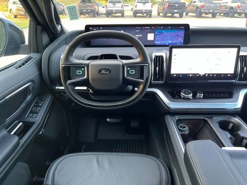 New 2025 Ford Expedition Platinum w/ Stealth Performance Package image 14