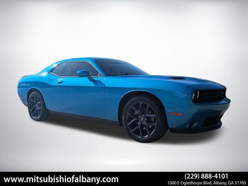 Used 2023 Dodge Challenger SXT w/ Blacktop Package RWD image 1