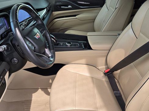 Certified 2024 Cadillac Escalade Premium Luxury AWD/4WD image 11