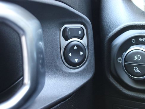 New 2026 Jeep Gladiator Sport AWD/4WD image 27