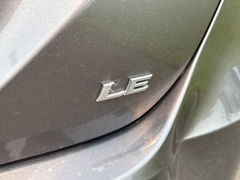 Used 2019 Toyota Camry LE w/ Carpet Mat Package FWD image 17