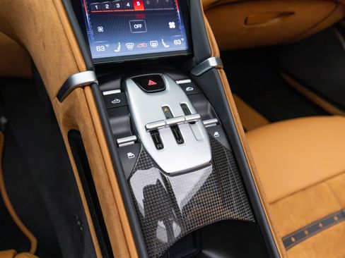 Used 2025 Ferrari Roma Spider RWD image 6