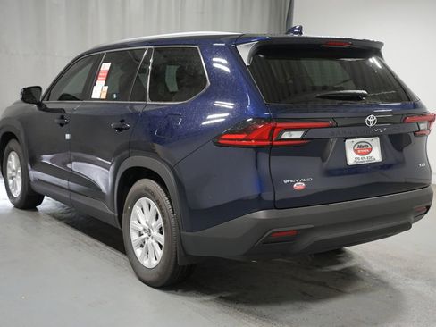 New 2026 Toyota Grand Highlander AWD Hybrid image 7