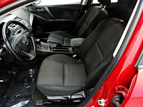 Used 2013 MAZDA MAZDA3 i Touring FWD image 8