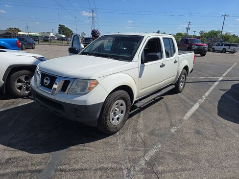 Used 2017 Nissan Frontier S image 1