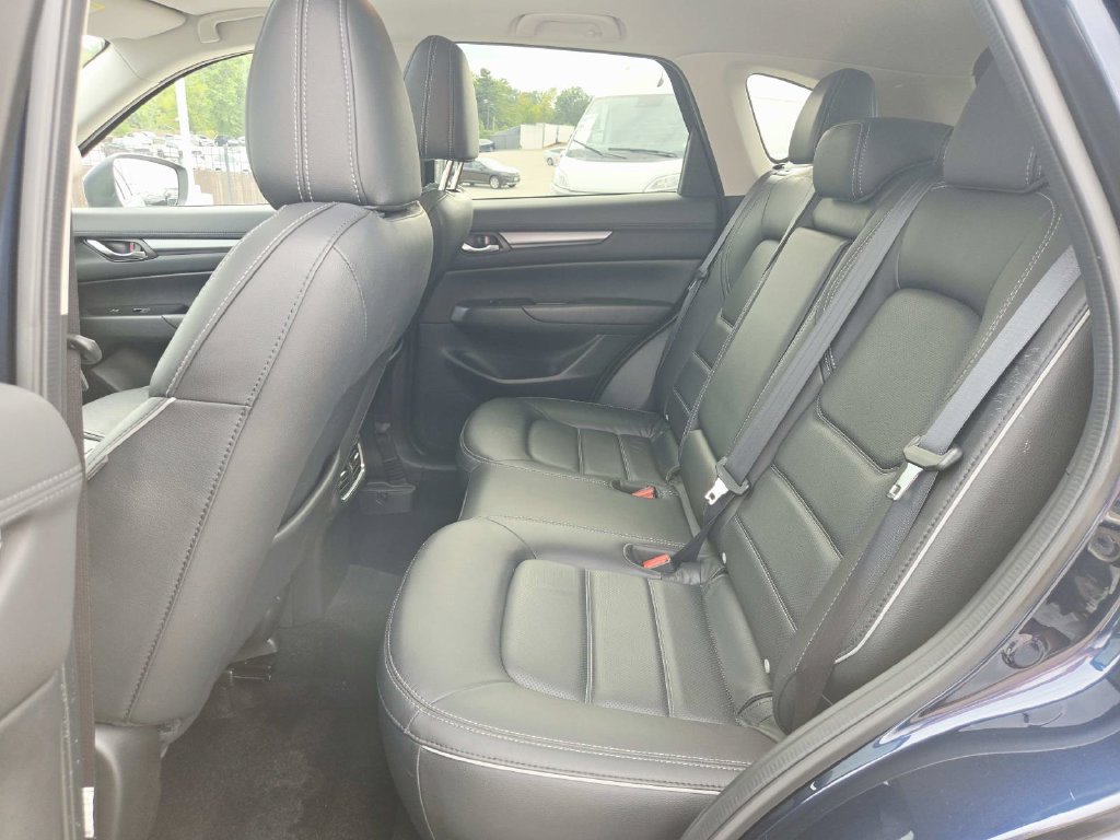 Used 2025 MAZDA CX-5 AWD 2.5 S w/ Preferred Package image 13