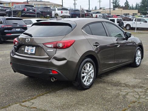 Used 2016 MAZDA MAZDA3 i Touring w/ Popular Equipment Package image 7