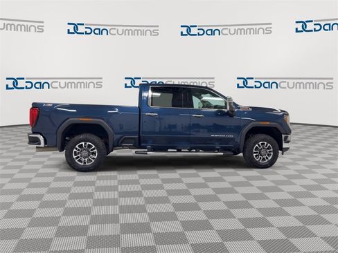 Used 2021 GMC Sierra 2500 SLT w/ SLT Premium Package image 9