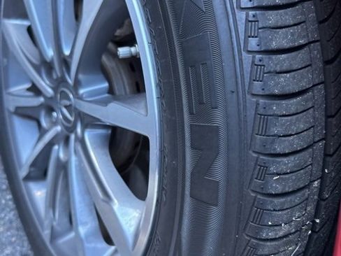 Used 2020 Acura TLX image 10