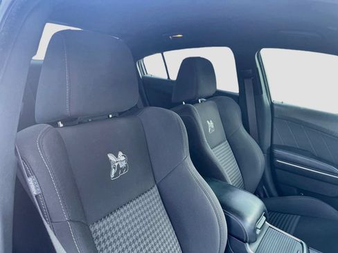 Used 2019 Dodge Charger Scat Pack RWD image 26