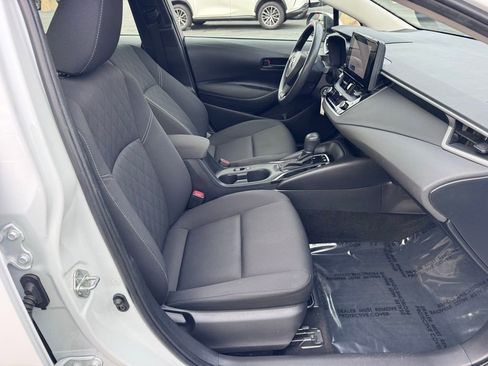 Used 2023 Toyota Corolla LE image 20