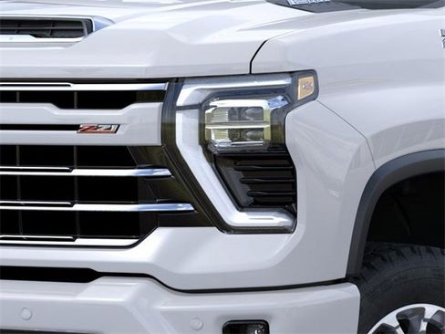 New 2025 Chevrolet Silverado 2500 LT w/ Z71 Chrome Sport Edition image 10