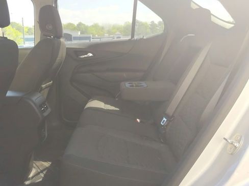 Used 2021 Chevrolet Equinox LT w/ Driver Convenience Package image 30