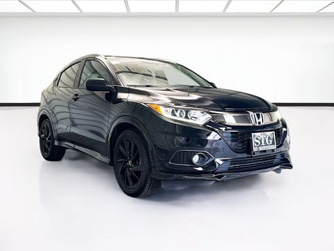 Used 2021 Honda HR-V Sport image 3