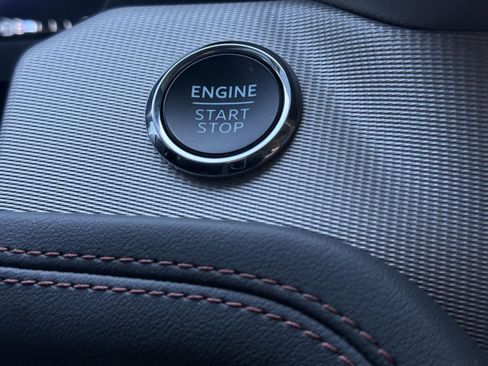 Used 2025 Ford Explorer Active image 14