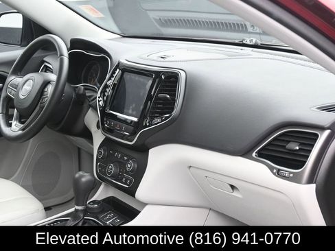 Used 2019 Jeep Cherokee Limited w/ Technology Group image 6