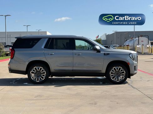 Used 2024 GMC Yukon Denali Ultimate AWD/4WD image 8