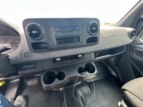 Used 2021 Mercedes-Benz Sprinter 3500 w/ Driver Convenience Package image 19