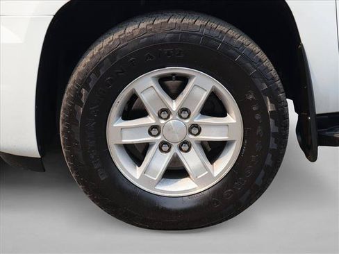 Used 2014 GMC Yukon SLT AWD/4WD image 28