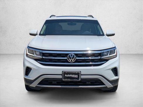 Used 2021 Volkswagen Atlas SE w/ Panoramic Sunroof Package FWD image 2