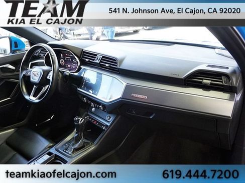 Used 2020 Audi Q3 2.0T Premium Plus w/ Premium Plus Package AWD/4WD image 12