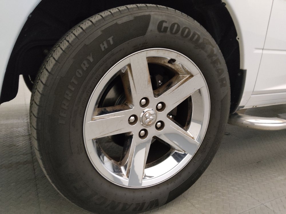 Used 2017 RAM 1500 Express w/ Express Value Package AWD/4WD image 31