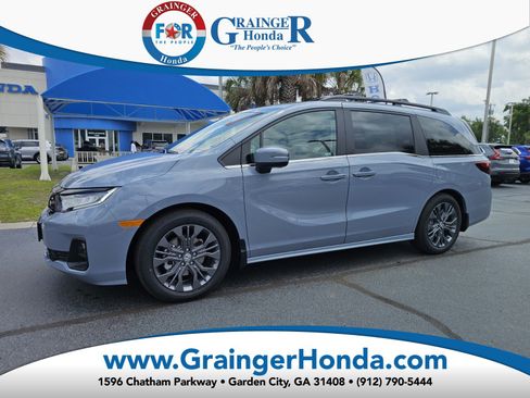New 2026 Honda Odyssey Touring image 1
