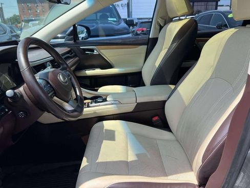 Used 2019 Lexus RX 350L AWD image 16