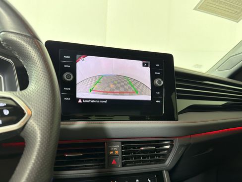 Used 2025 Volkswagen Jetta GLI Autobahn FWD image 25