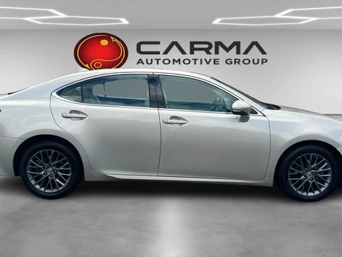 Used 2018 Lexus ES 350 w/ Premier Package image 6