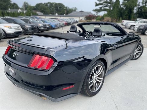 Used 2016 Ford Mustang Premium RWD image 8