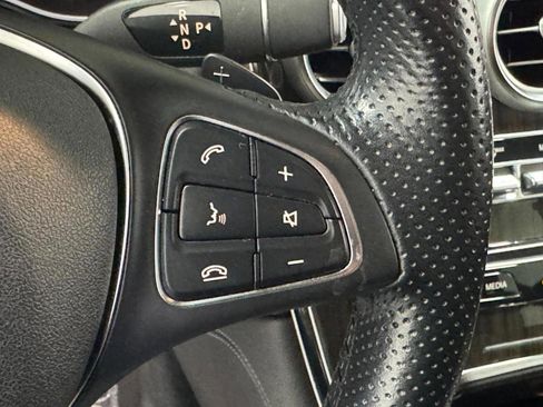 Used 2019 Mercedes-Benz GLC 300 4MATIC image 33