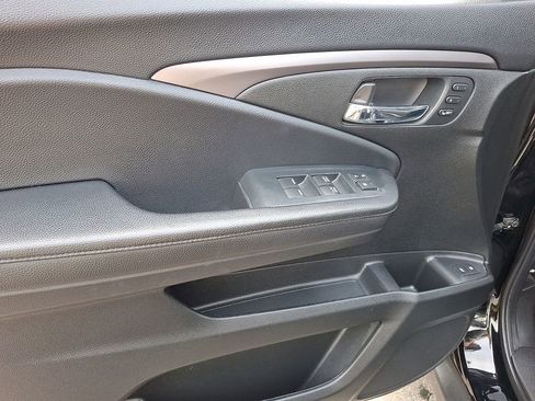 Used 2022 Honda Pilot Special Edition image 13