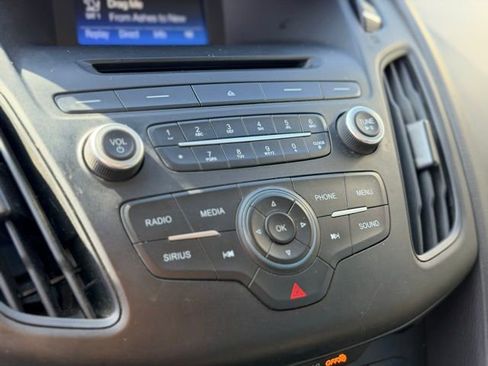 Used 2017 Ford Focus SE image 13