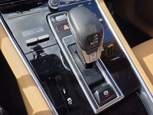 Used 2020 Porsche Panamera 4 AWD/4WD image 25